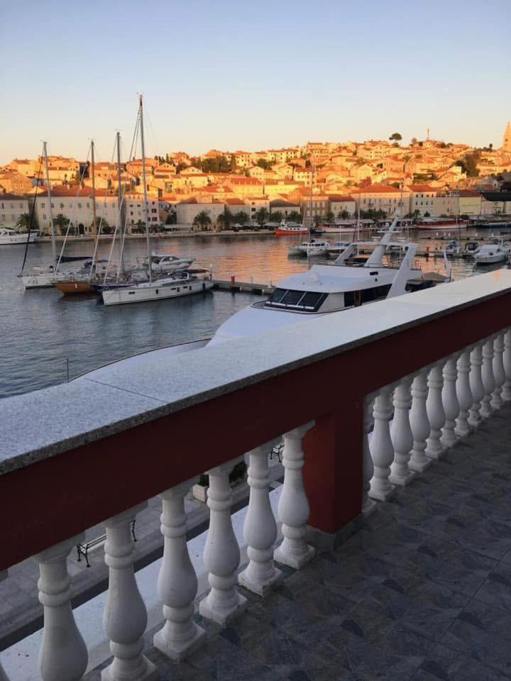 Aquamare Hotel Mali Lošinj Buitenkant foto